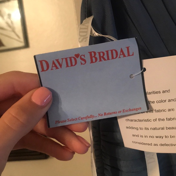 David’s Bridal dress - Picture 5 of 7